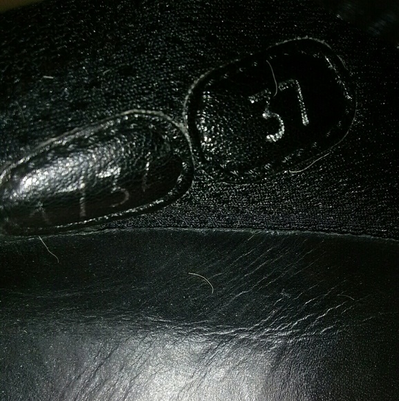 Prada Low Top Men's Shoes - Picture 2 of 8